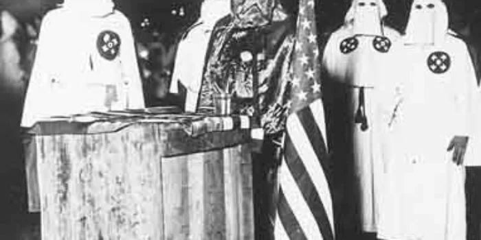 Aksi Ku Klux Klan pada 1920. (Foto: Wikipedia)