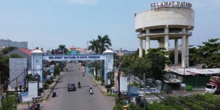 Menara air yang menjadi ikon kota cirebon dibangun pada masa pemerintahan Walikota Prabowo kader PKI. (Foto: Okri Riyana/Radar Cirebon)