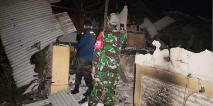tempat ngaji dibakar massa