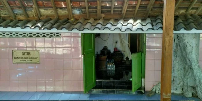 situs pasarean nyi mas gandasari