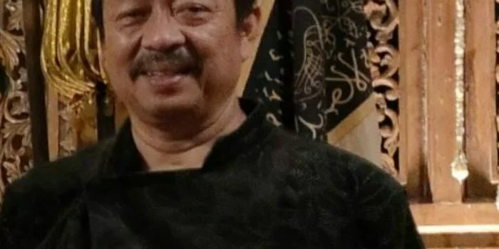 Rahardjo Djali Bergelar Sultan Sepuh Aloeda II, Ini Pesan Dewan Kalungguhan Saat Jumenengan 1 IMG20210818174525 scaled e1629330007245