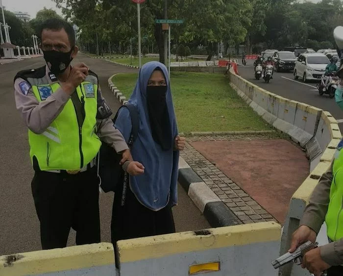 5 fakta siti elina dapat wangsit soal surga dan neraka akhirnya diperiksa kejiwaannya hYm3N7dpva