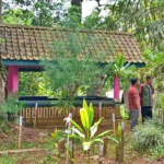 Sebuah makam keramat terancam terlintasi proyek Jalan Tol Jogja Bawen