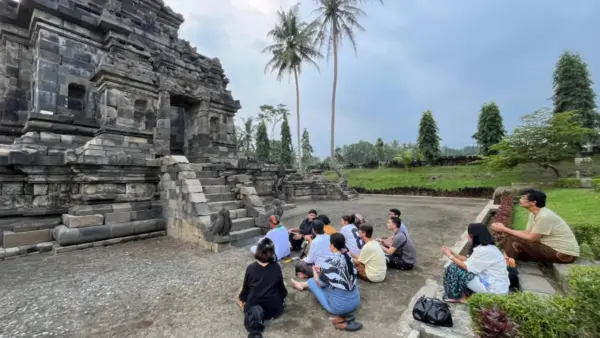 Ruwatan kebangsaan tersebut sebagai bentuk bakti dan syukur kepada Tuhan Yang Maha Kuasa serta leluhur bumi nu